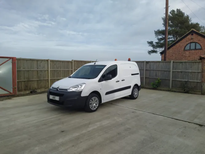 Citroen BERLINGO 850 ENTERPRISE photo 1