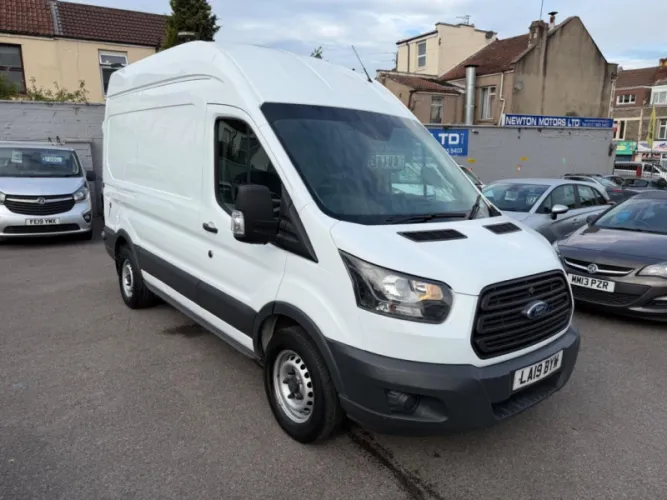 2019 FORD TRANSIT photo 1