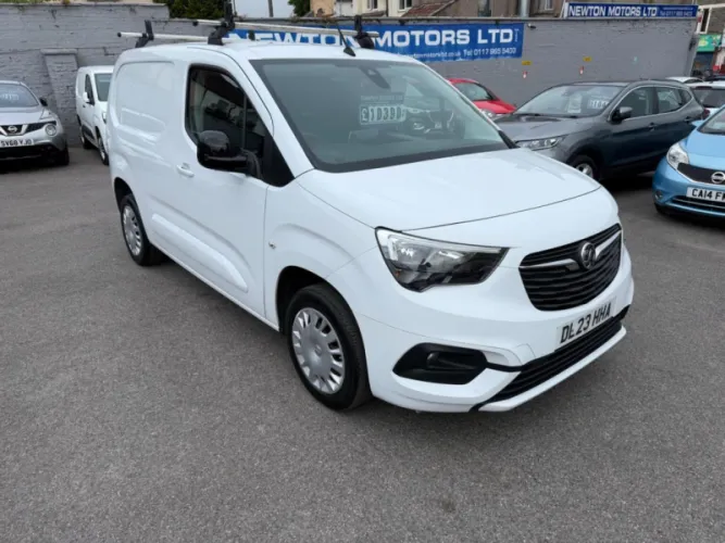 2023 VAUXHALL COMBO photo 1
