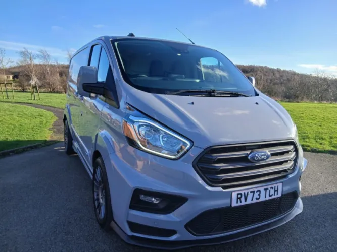 2023 FORD TRANSIT CUSTOM photo 1