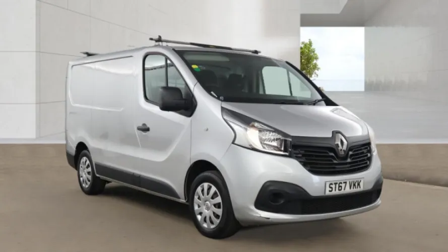 2017 RENAULT TRAFIC photo 1