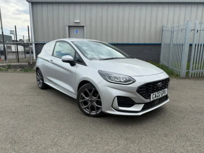 2022 FORD FIESTA VAN photo 1