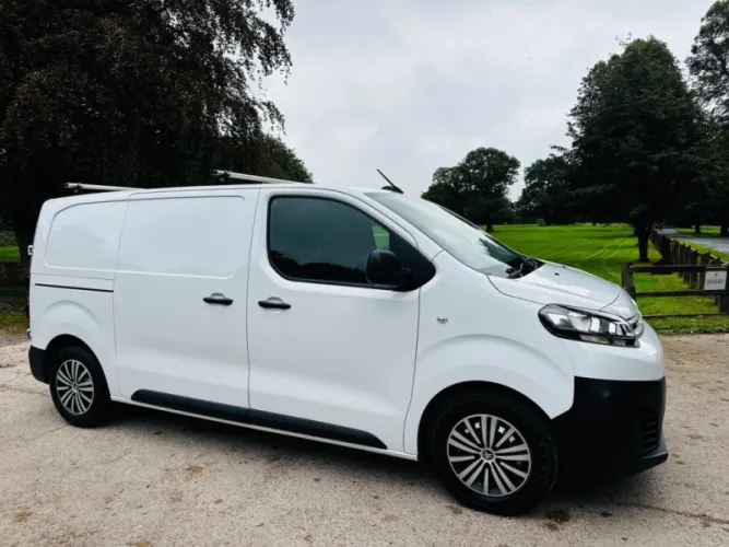 2023 CITROEN DISPATCH photo 1