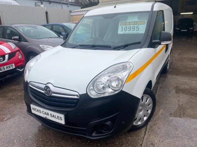 2018 Vauxhall Combo photo 1