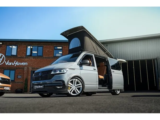 2023 Volkswagen Transporter photo 1