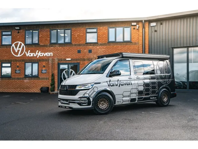 2023 Volkswagen Transporter photo 1