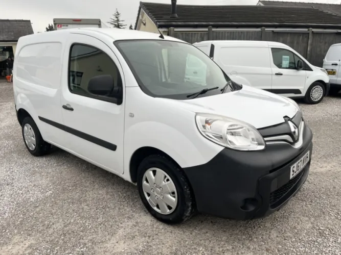 2017 RENAULT KANGOO photo 1