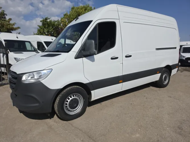 2024 MERCEDES-BENZ SPRINTER photo 1